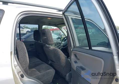 2004 Chevrolet Tracker Zr2 z USA, uszkodzony, nr VIN 2CNBJ734046917462